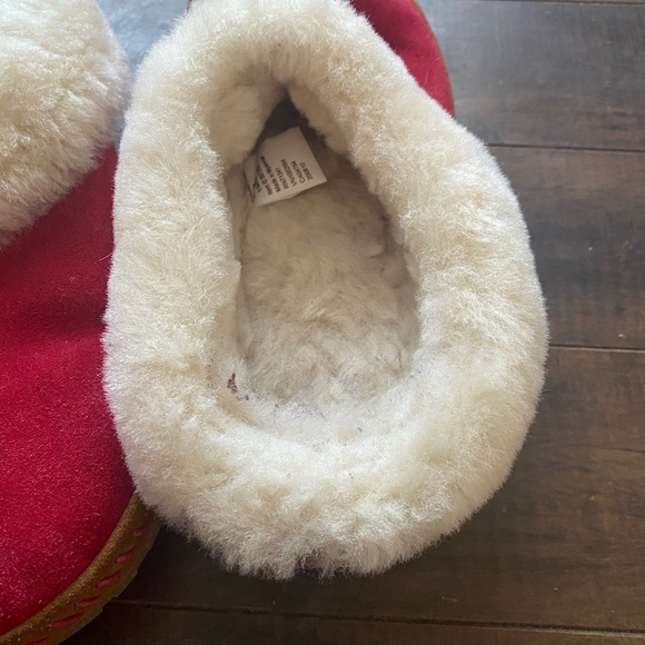 L.L. Bean Wicked Good  Squam Lake Shearling Lined Slippers - Picture 8 of 10